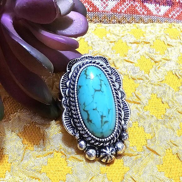 Ring. Southwestern-Style. Burnished Silver. Turquoise Stone. One Size Fits Most. - Picture 3 of 5